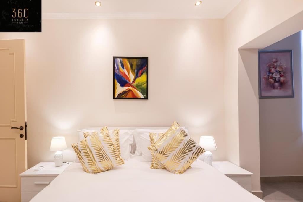 One Of A Kind, Seafront Property In St Georges Bay By 360 Estates St. Julian's Exteriör bild