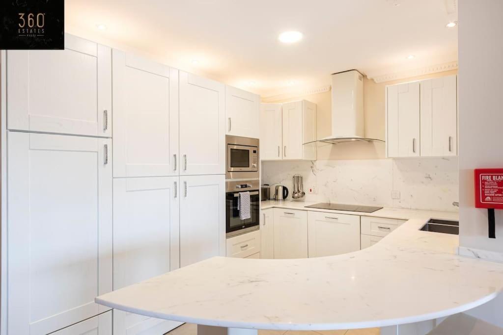 One Of A Kind, Seafront Property In St Georges Bay By 360 Estates St. Julian's Exteriör bild